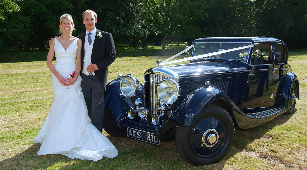 Wedding with vintage car hire