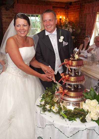 Old Mill Photographer, Aldermaston, Newbury Wedding Photography